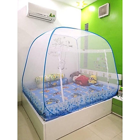 Màn Chụp Cao Cấp Mộc Miên Đỉnh Rộng - Kích Thước 1,6mx2m Hoạ Tiết Trắng Viền Xanh