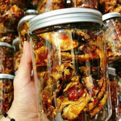 Mực rim sa tế đã chế biến ăn liền gói 100 gram là món ăn ngon ơi là ngon của shop Đặc Sản Biển Phan Thiết NGỌC DŨNG. Hạn sử dụng 6 tháng kể từ ngày đặt hàng