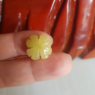 Trang sức phối vòng tay Bông Hoa Cỏ 4 Lá Đá cẩm thạch VÀNG NHẸ NHÀNG đẹp Size bông 14mmx6mm x lỗ đk 2mm Nữ mệnh Kim Thổ Thủy phối với Vòng đeo tay, làm mặt dây chuyền, mặt nhẫn đeo ạ