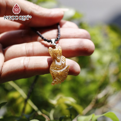 Mặt dây chuyền hồ ly đá thiên nhiên đuôi dài - Ngọc Quý Gemstones