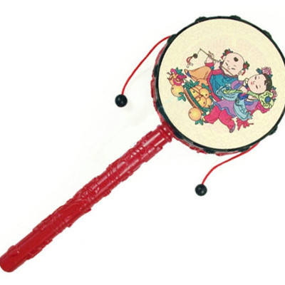 Trống Lắc Tay Hoạ Tiết Truyền Thống Cho Bé Dài 19cm