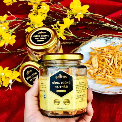 Set quà tặng nhụy hoa nghệ tây Saffron Salam 1G + Đông trùng hạ thảo + Mật ong Saffron đông trùng hạ thảo