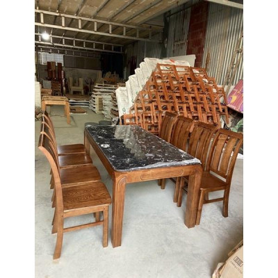 Bàn ăn 8 ghế 100% gỗ sồi sang trọng nhất