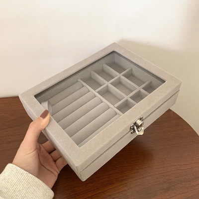 Hộp đựng trang sức  loại to bằng vải nhung sang trọng , có khóa hiện đại , bảo vệ trang sức , chống bụi , chống oxy hóa  tiện dụng