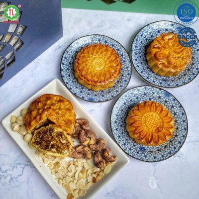 Hộp bánh trung thu 2 bánh chay 220g - Combo chay 2 - Thành Long (440g) - VIỆT NAM