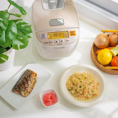 Nồi cơm điện tử Zojirushi NL-BGQ05-WA, dung tích 0.5L, công suất 450W, bảo hành 1 năm | HÀNG CHÍNH HÃNG