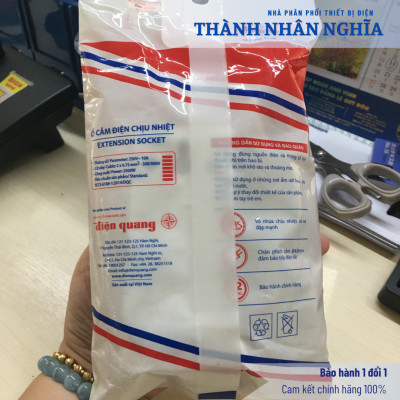 Ổ cắm Điện Quang ĐQ 001A-02 ( 2 lỗ ) dây 2m - Bảo hành 12 tháng