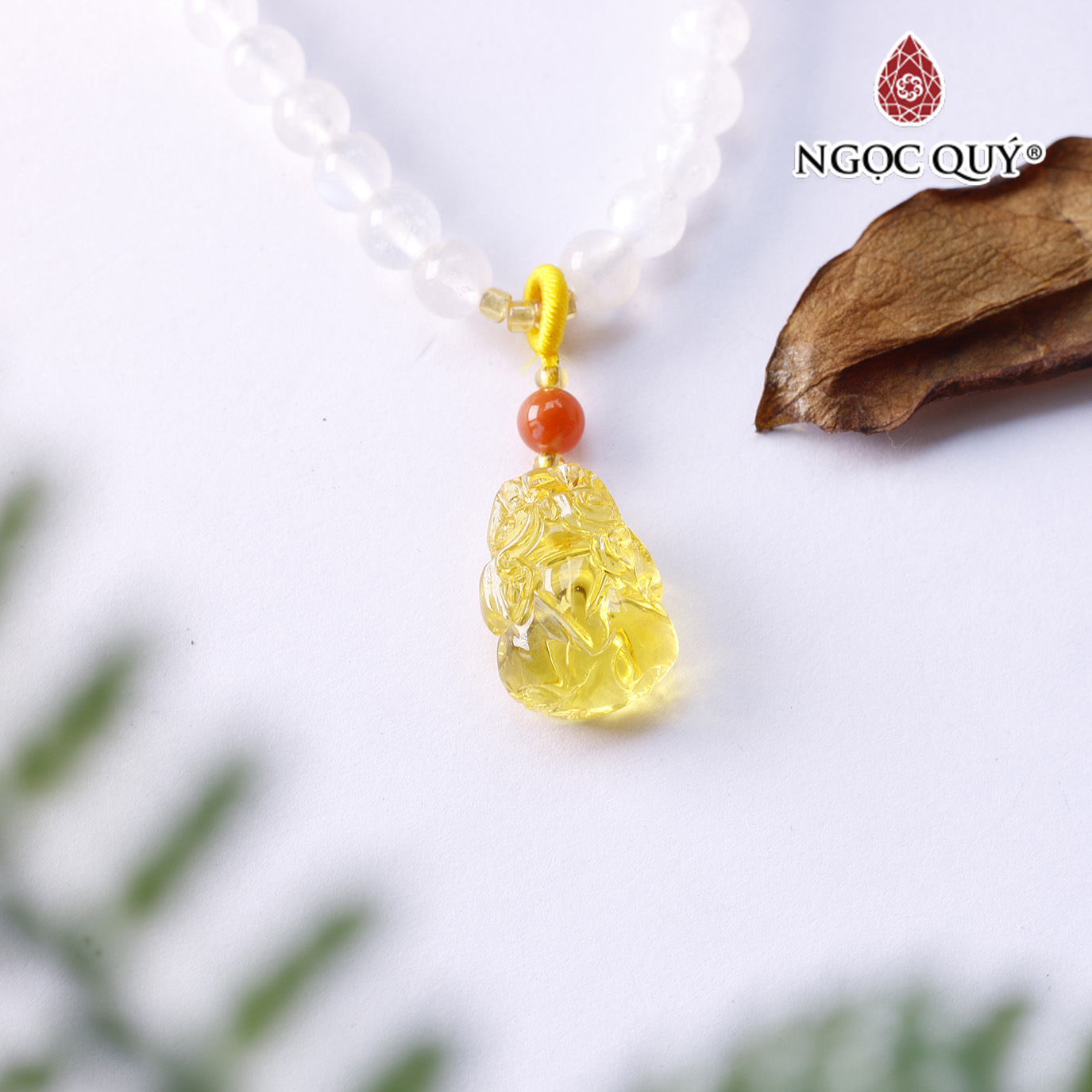 Chuỗi hạt đá mặt trăng hạt 5mm phối tỳ hưu đá hổ phách - Ngọc Quý