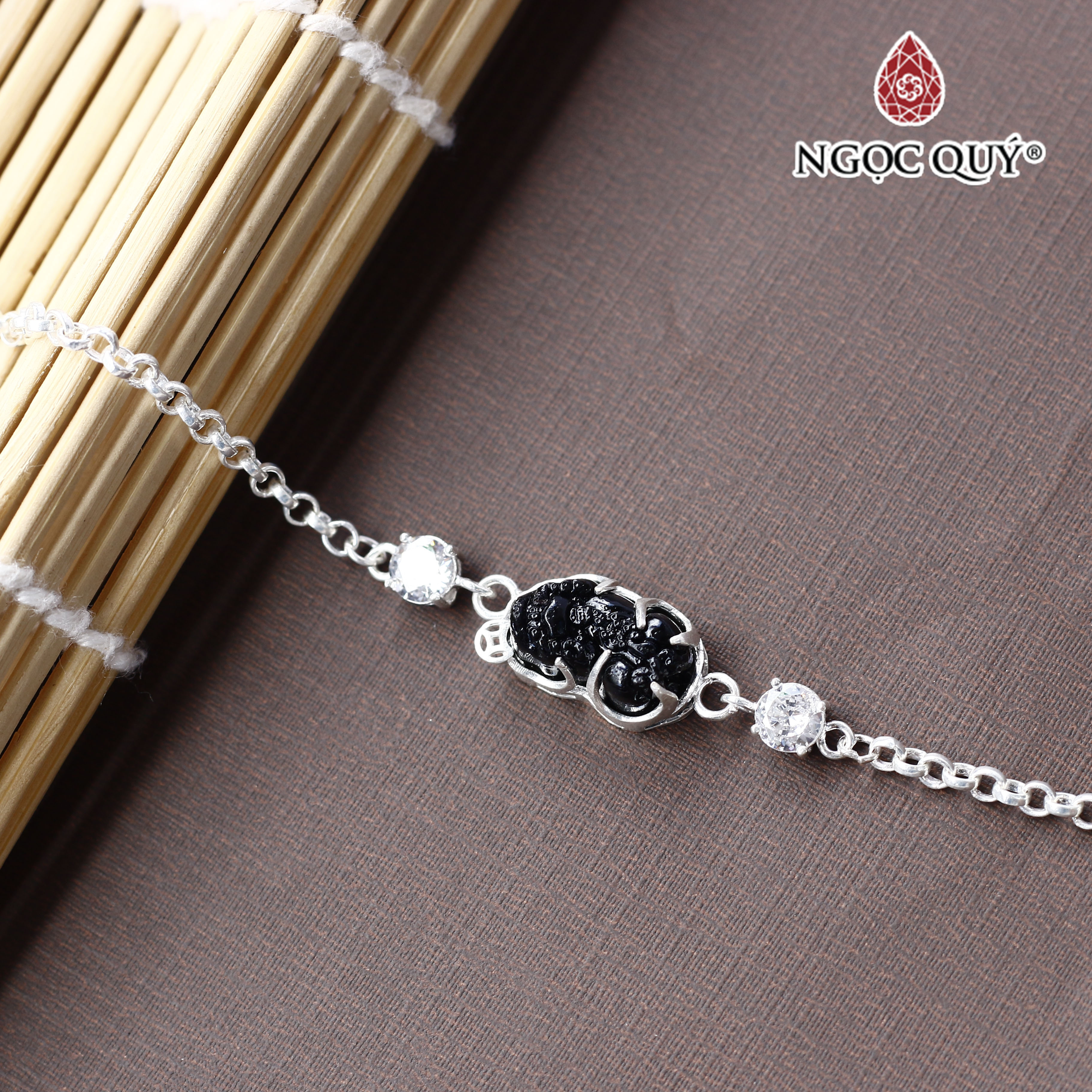 Lắc tay bạc tỳ hưu pha lê - Ngọc Quý Gemstones