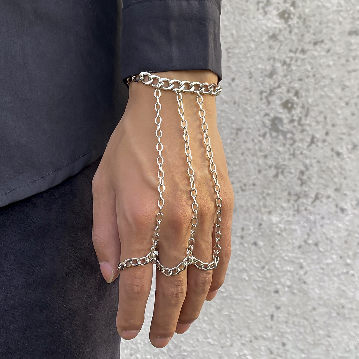 Vòng tay lắc tay kèm nhẫn titan không gỉ đặc biệt cá tính unisex