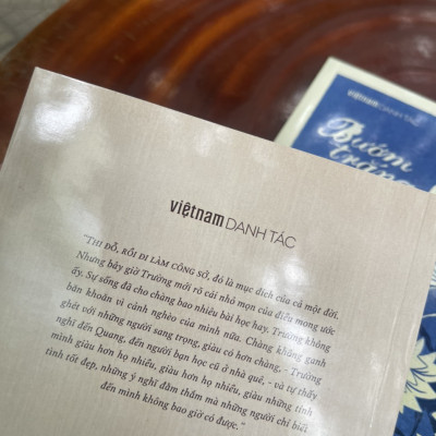 (Combo 2 cuốn Việt Nam danh tác) BƯỚM TRẮNG và NGÀY MỚI – Nhất Linh và Thạch Lam – Nhã Nam – NXB Hội Nhà Văn (Bìa mềm)