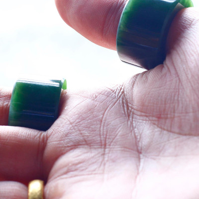 Nhẫn càng long ngọc bích mệnh hỏa, mộc - Ngọc Quý Gemstones