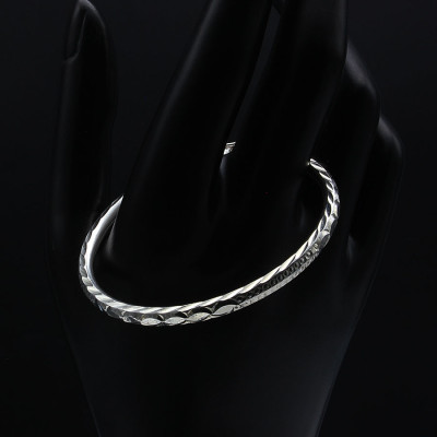 Lắc Tay Nữ Bạc Hiểu Minh LTU409S bạc ta