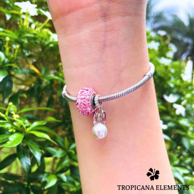 Vòng Tay Tropicana Phối Charm Swarovski Pha Lê Thỏ Xinh Lấp Lánh Ánh Hồng