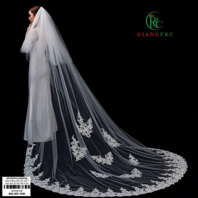 Voan trắng viền ren lớn 7 cụm ren rơi lớn dài 3.2m sp002705