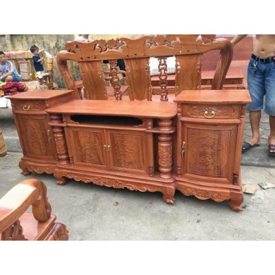 Kệ tivi gỗ cột nho gỗ gõ đỏ