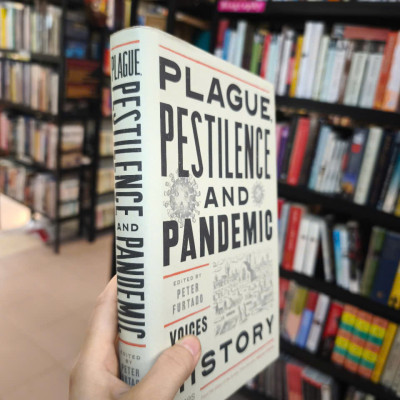 Sách - Plague Pestilence And Pandemic Voice From History by Peter Furtado - History/ Science in English