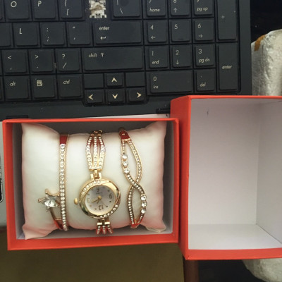 Set hộp  phụ kiện đeo tay 3 món , phong cách thanh lịch thời trang sang trọng cho nữ