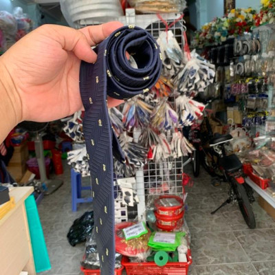 Mẫu Cavat nam trung niên hot nhất 2020 chất liệu ba lớp thêu hoa văn vàng tinh tế GiangPKC