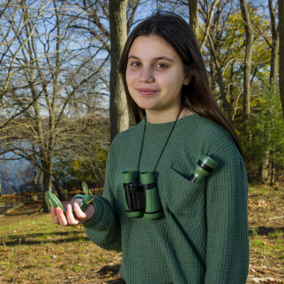 Bộ sản phẩm ống nhòm, la bàn, đèn pin Carson HU-401 AdventurePak - Hàng chính hãng