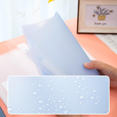 Cặp tài liệu mở rộng A4 8 ngăn Deli - có nút cài - 1 chiếc - 5735