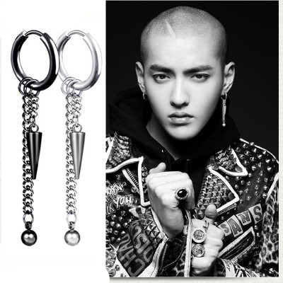 Khuyên tai BTNam mũi nhọn thả xích cực chất 1c BTV01