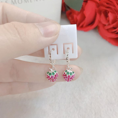 Bông tai trẻ em hình dâu tây chất liệu bạc ta MS055t