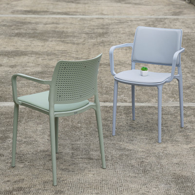 Ghế nhựa đúc có lót đệm nhiều màu