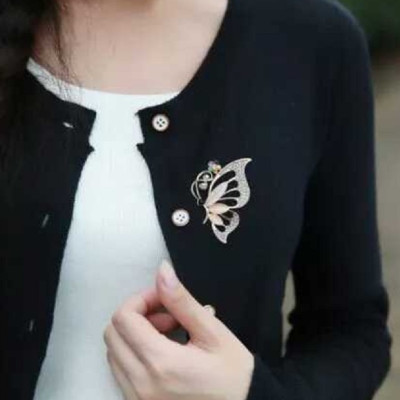 Cài áo nữ thời trang phong cách Hàn Quốc siêu đệp hình HỒ ĐIỆP đính hạt giả đá sang trọng