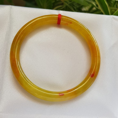 Vòng tay nữ đá Cẩm thạch Vàng Anh Tươi sáng bóng mới đẹp quá các Chị Em ơi Ni nhỏ 48mm x cọng 6mm chuẩn hợp Nữ mệnh Kim, mệnh Thổ, mệnh Thuỷ 30kg - 48kg màu vàng tươi món quà ý nghĩa dành cho các chị em nữ đeo tươi đẹp xinh may mắn cả năm ạ