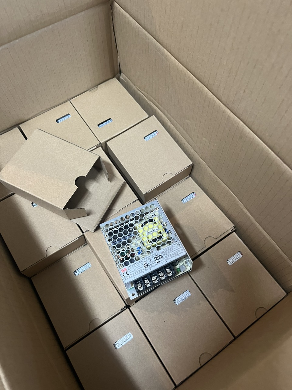 Nguồn tổ ong LRS-50-3.3 Meanwell (33W 3.3V 10A) Hàng chính hãng
