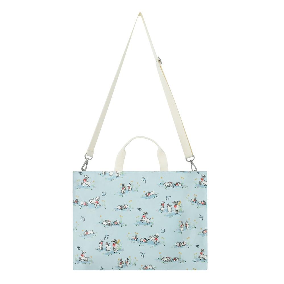Túi đeo chéo /Strappy Carryall Spring Bunnies and Lambs - Blue - 1089257