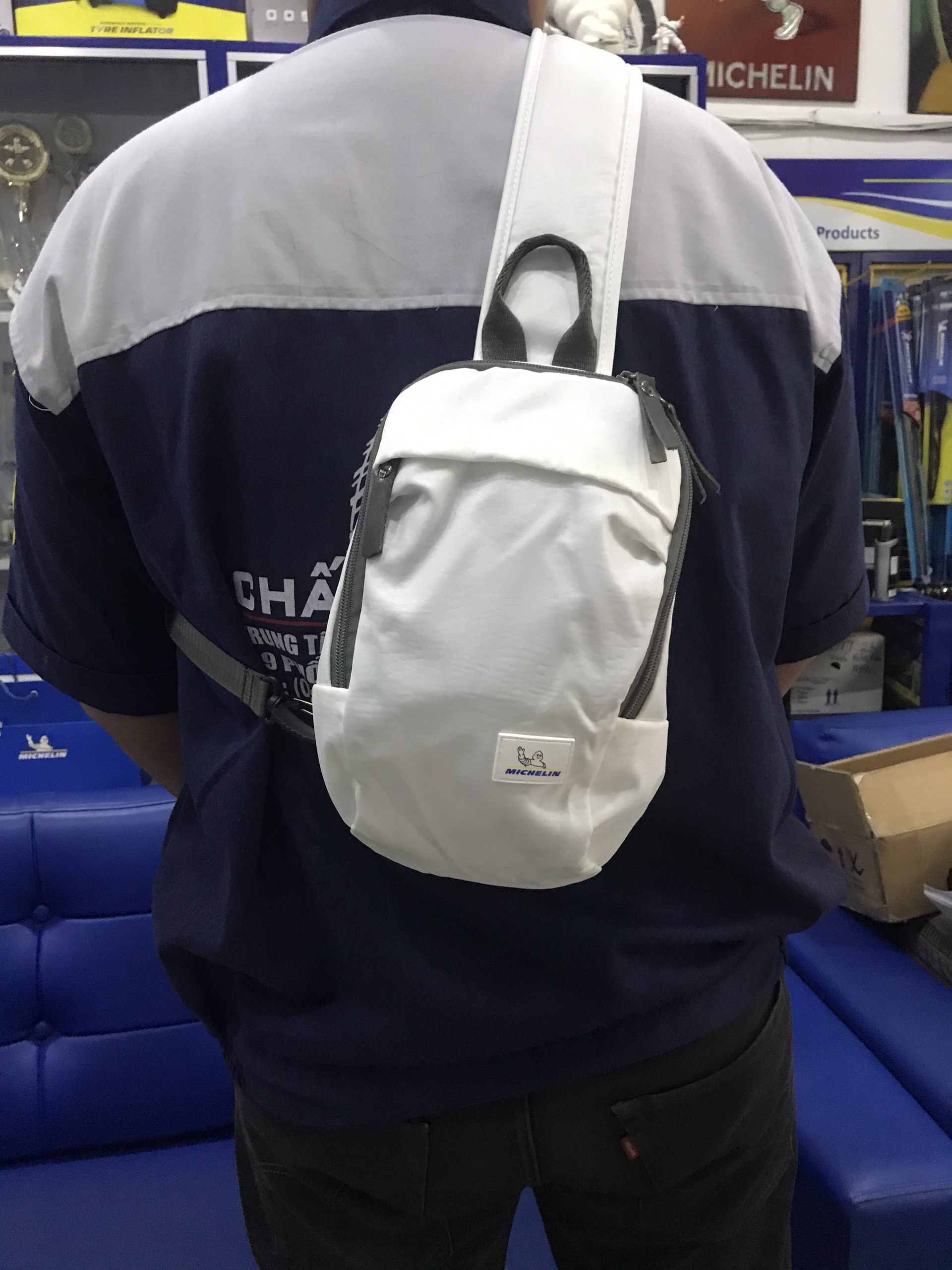 Túi đeo chéo bao tử du lịch chống nước 2 ngăn Michelin ( Chính Hãng)