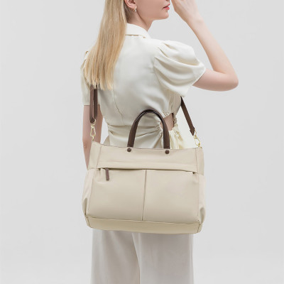 Túi xách nữ công sở dáng ngang cao cấp BEE GEE TN1119