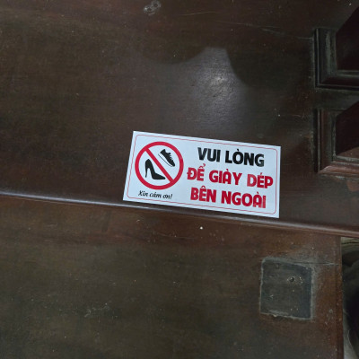 Tem Để Giầy Dép Bên Ngoài, Tem Decal Nhựa Dán Chú Ý, Nhắc Nhở Để Giầy Dép Bên Ngoài Phòng Để Giữ Vệ Sinh. Takyhome 5003