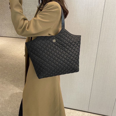 Túi xách nữ dung tích lớn màu trơn  giản dị , túi xách nữ mới  ,  túi đeo vai dưới cánh tay túi tote