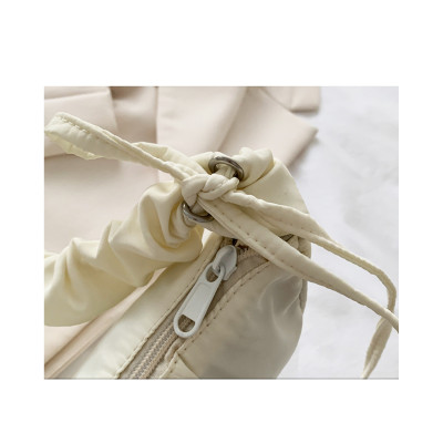 Túi đeo chéo, túi đi học, đi chơi – BEE GEE TV1005