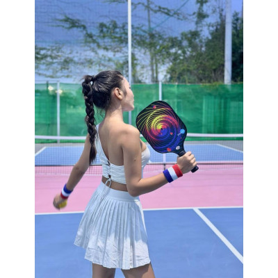 Bộ 2 Vợt Chơi Bóng Pickleball Siêu Nhẹ Và Nhanh Chóng Kèm Túi Đựng 4 Quả Bóng {gồm 4 bóng 1 túi ( 2 vợt)} Xoáy Đỏ