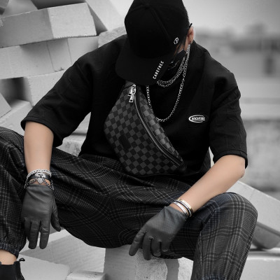 Túi đeo chéo nam phong cách mới  - BEE GEE DCN9156