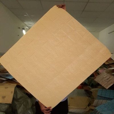 Bộ 10 Tấm Xốp Dán Tường 3D Giả Gạch Vàng Kem 70cmx77cm