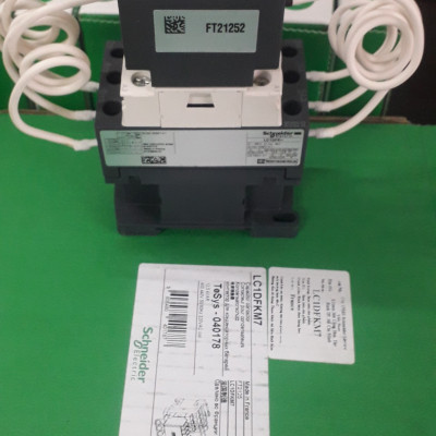 | Hàng chính hãng| Khởi động từ tụ bù LC1DFKM7 12.5kVAR 400V-415V điện áp điều khiển 220V