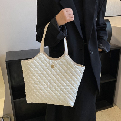 Túi xách nữ cỡ lớn thời trang phong cách rhiện đại trẻ trung , túi đeo vai thời trang dung tích lớn