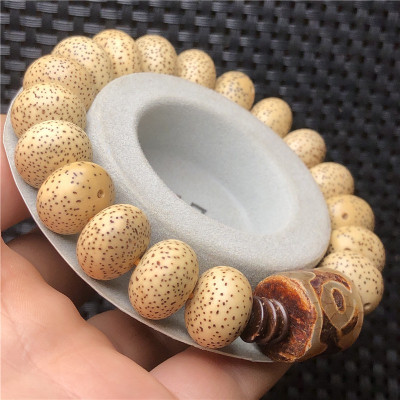  VÒNG TAY CHUỖI HẠT BỒ ĐỀ TINH NGUYỆT TỰ NHIÊN PHỐI DZI TÂY TẠNG 