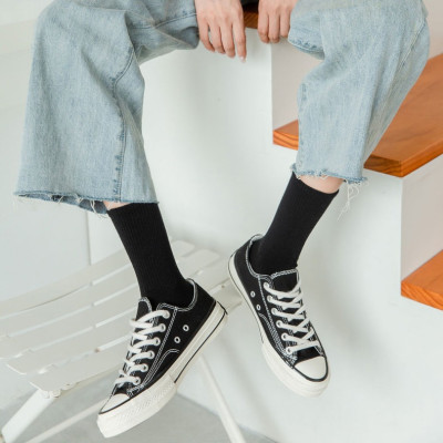 Tất Cổ Cao Nam Nữ Cổ Cao Màu Trơn Basic Thời Trang Vớ Cổ Cao Vải Cotton Phong Cách Nhiều Màu Trắng Đen Siêu Dai Tất Dài Co Giãn