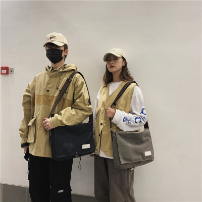 Túi đeo chéo nữ phong cách dễ thương – BEE GEE DCNU1092