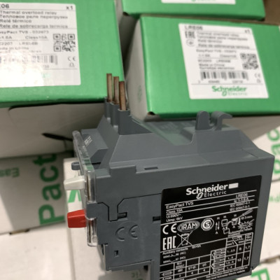 Rơ le nhiệt LRE06 Schneider bảo vệ quá tải dãi 1A đến 1.6A Chính hãng