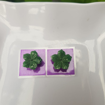 Đôi bông tai Bông Hoa Mai 5 Cánh đều đẹp Đá Ngọc Cẩm Thạch Xanh Ngọc Đều tự nhiên Size 13mm x dầy 3mm Nữ bọc vàng đeo rất đẹp sang ạ