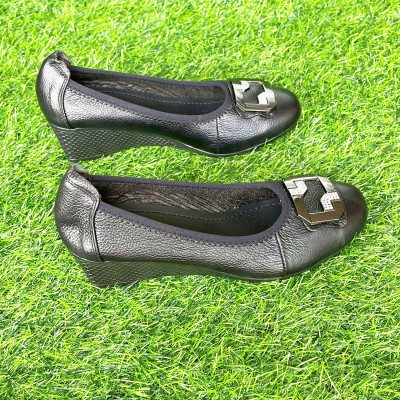 Giày nữ đế xuồng 5cm da bò Trường Hải màu đen DX145