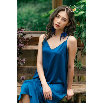Váy Ngủ Lụa Hai Dây Suông Dáng Dài Cao Cấp Siêu Mát Cèdre Thương Hiệu nOor - NV557