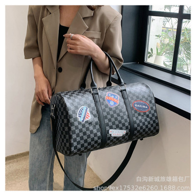 Túi xách du lịch phong cách mới - BEE GEE T1089